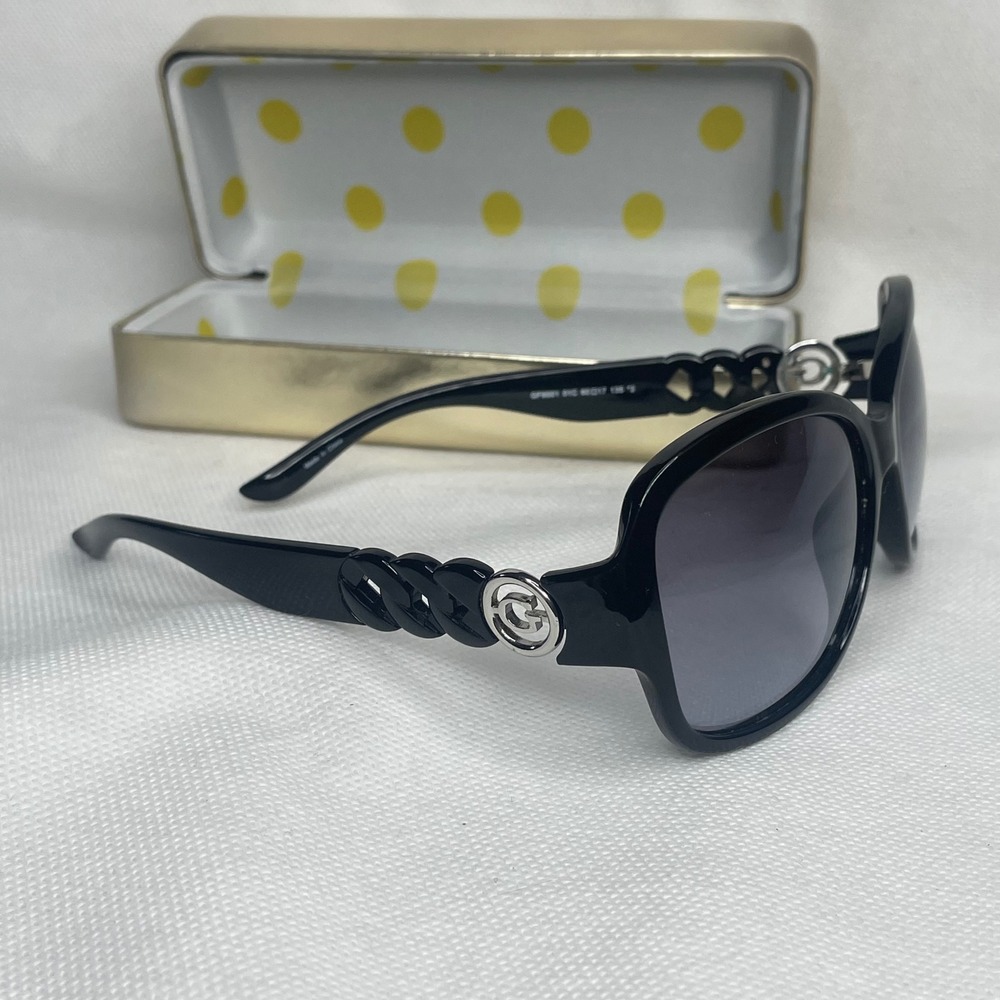 Guess Chain Link Butterfly Sunglasses Black Gradient Lens 60[]17-135 GF6001 01C